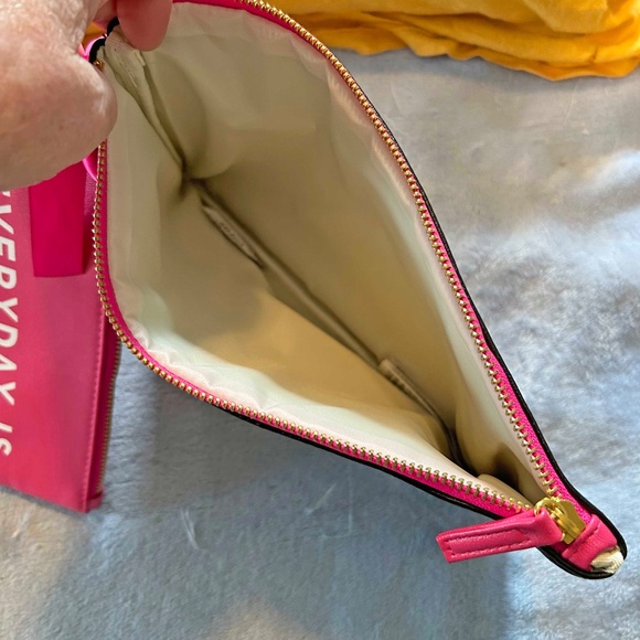 MAKEUP BAGS, SET OF TWO, "EVERYDAY IS CATURDAY" & OTHER ONE IS CAT FACES ON BLAC - Picture 3 of 6